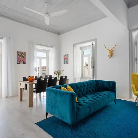 Апартаменты T4 Casa Bernardo De Passos *